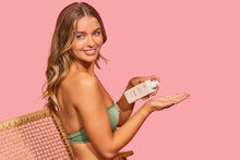 Load image into Gallery viewer, Azure Tan Nourish & Glow Gradual Tan Lotion