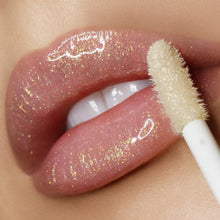 Load image into Gallery viewer, Model Rock Luxe Silk Gloss