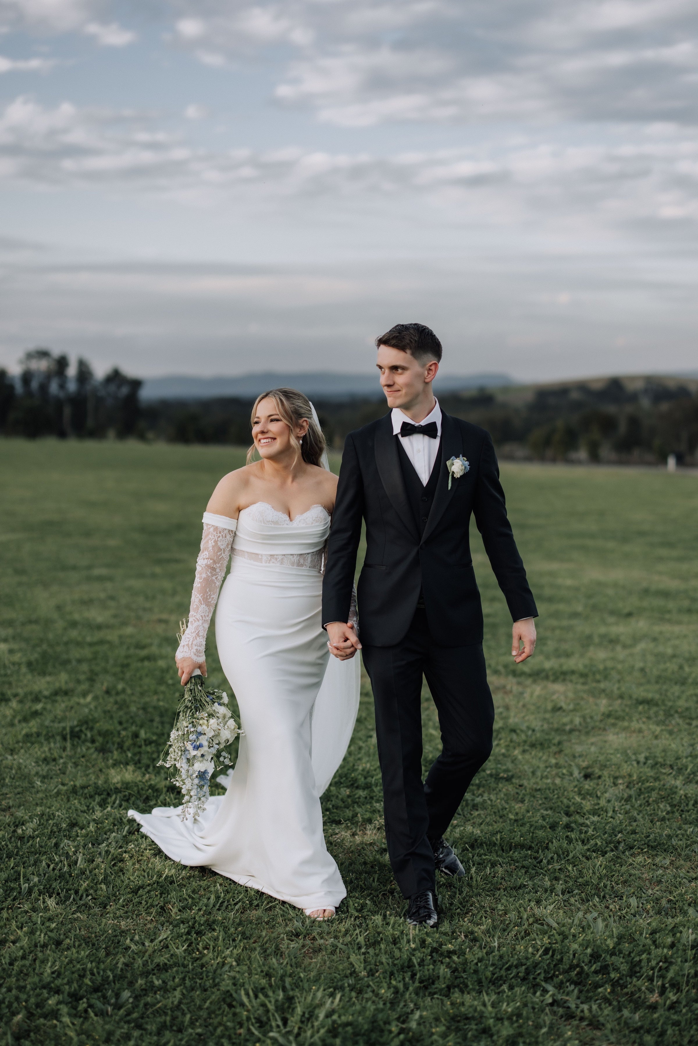 Styling a Hunter Valley Vineyard Wedding: Beauty Tips for Golden-Hour Photos and Outdoor Romance