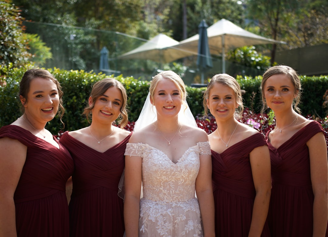The Two-Hour Buffer: A Realistic Wedding Morning Timeline